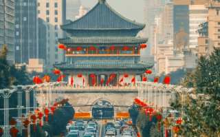 来看看这篇文章吧~如果来西安，告诉你该怎么玩