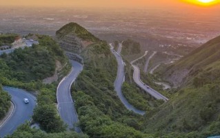5条景色绝美的盘山公路！西安周边娱乐放松的最好山路！