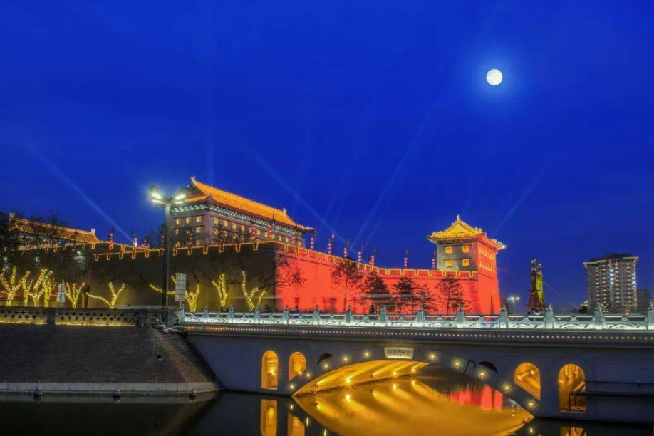 西安夜晚去哪儿玩？这些地方的夜景甚是美好！