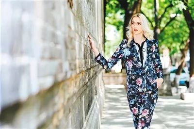 为何这个比利时美女留在了西安?她说:这夜晚的灯光是从未见过的美丽…… 第3张
