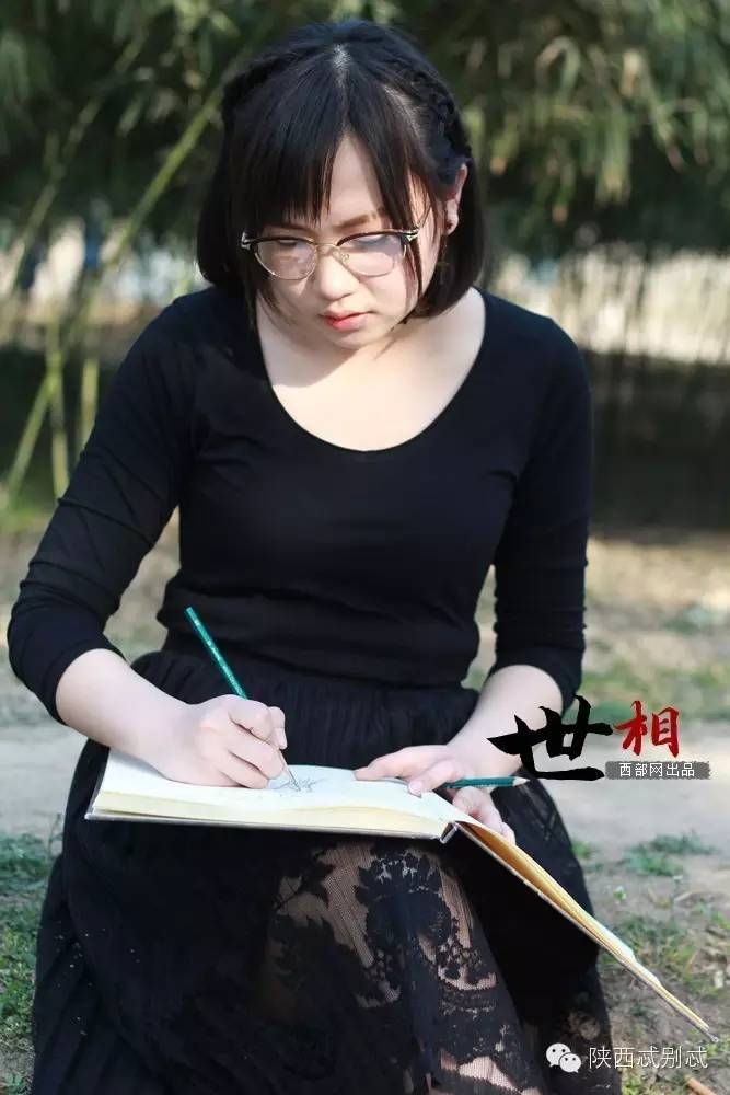 西安Cosplay女孩洗浴们的，二次元日常-第2张图片