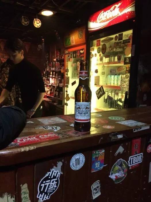 在西安想去酒吧这几个一定要去,西安美女都在这里 第10张