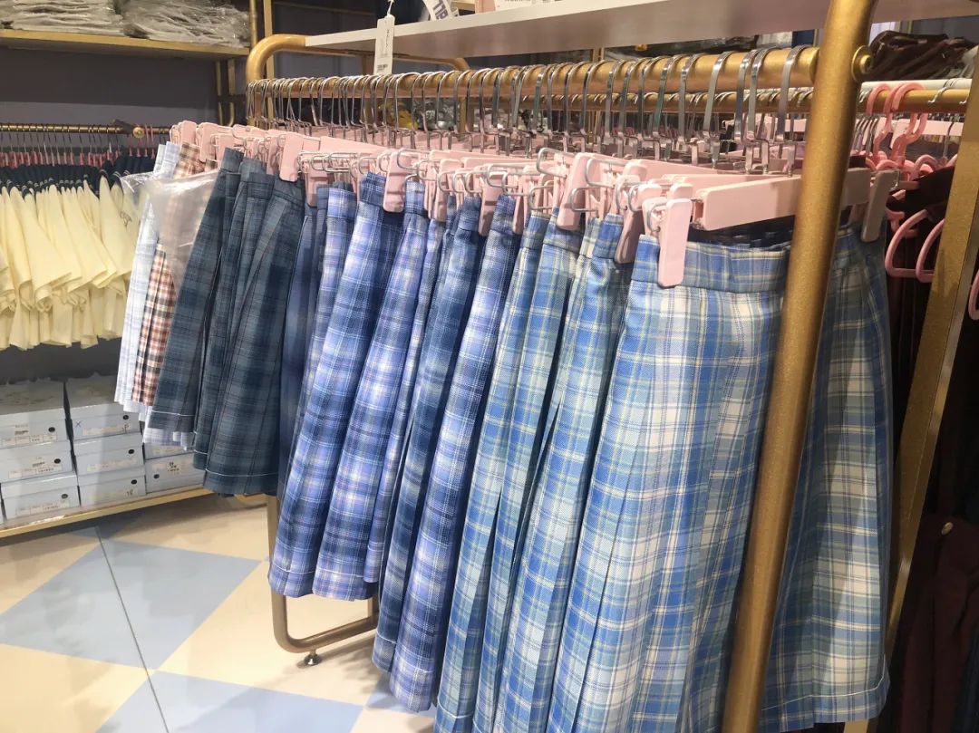 西安3家JK、洛丽塔、汉服实体店！疯狂试穿2小时，我爱上了！-第12张图片