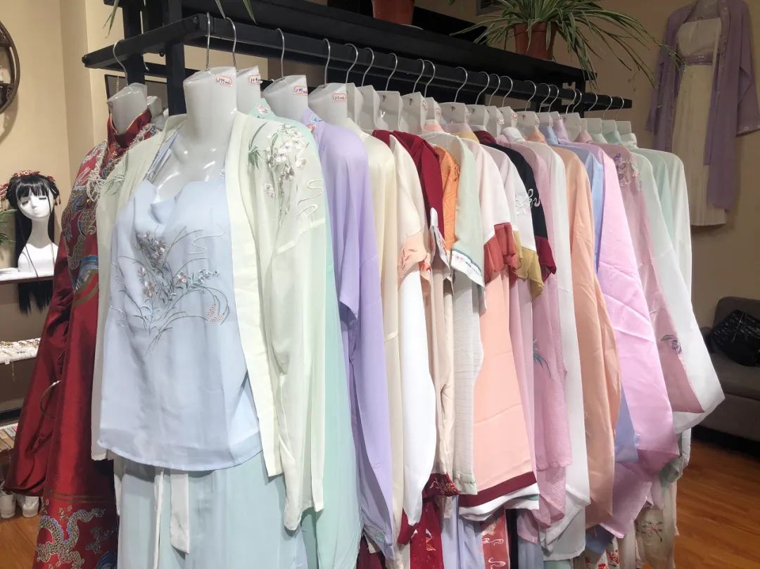 西安3家JK、洛丽塔、汉服实体店！疯狂试穿2小时，我爱上了！-第32张图片