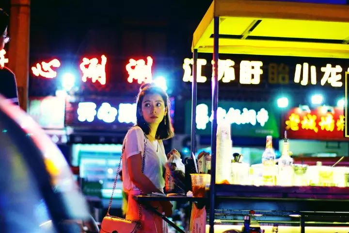 西安的夜晚怎么能没有鸡尾酒和美女？偶遇就来这里吧-第9张图片