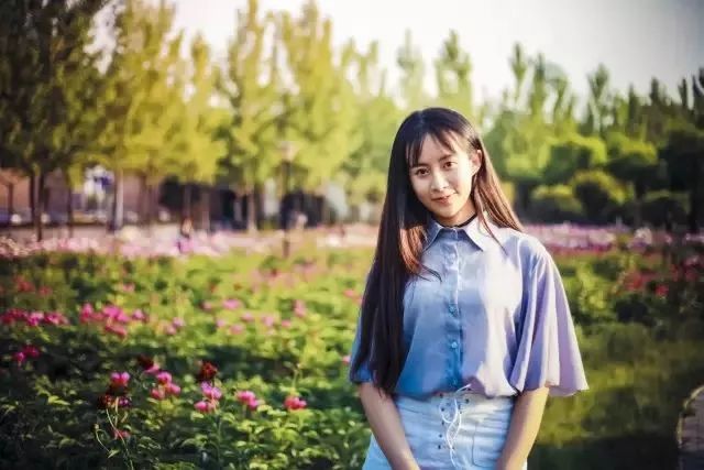 西安女大学生有多好看?西安夜娱安排 第1张
