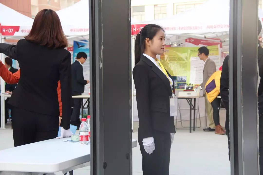 西安女大学生有多好看?西安夜娱安排 第35张