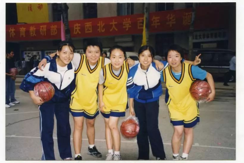 西安女大学生有多好看?西安夜娱安排 第50张