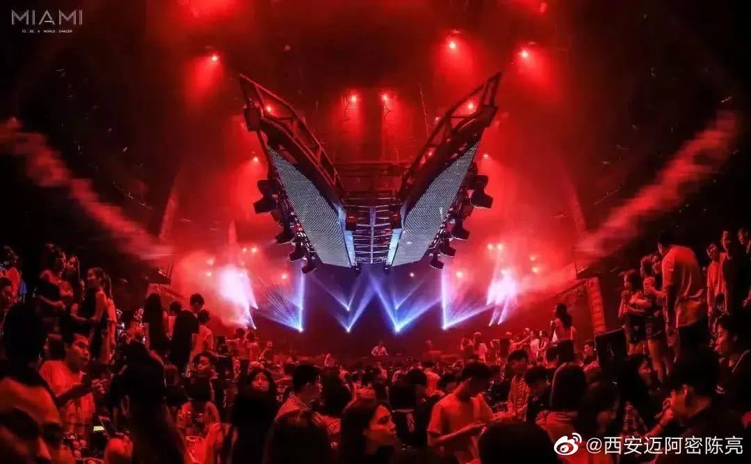 西安迈阿密酒吧丨西安BOMB夜店丨西安最好玩的酒吧！  第4张
