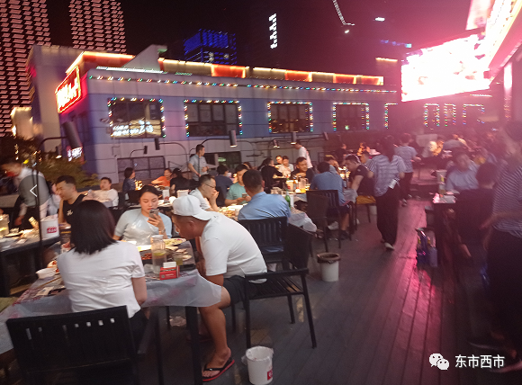 西安夜经济升温，夜经济已经成为多元经济-第2张图片