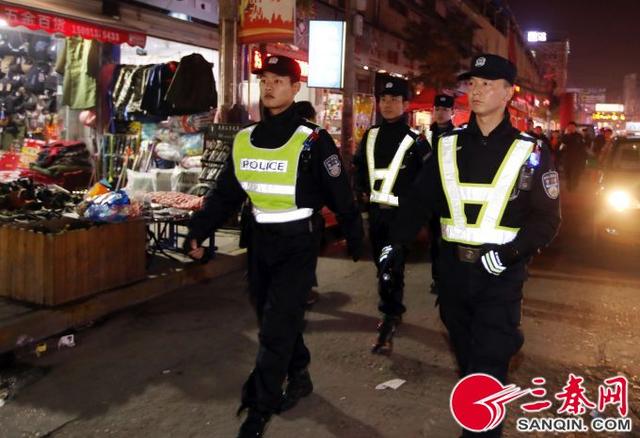 西安未央足浴按摩(未央200余名警力突击夜查团结村) 第7张
