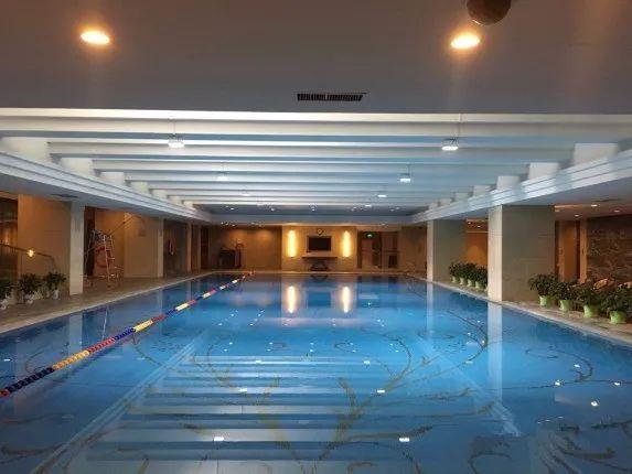 西安附近足浴按摩会所(盘点西安人气口碑双全游泳馆) 第17张