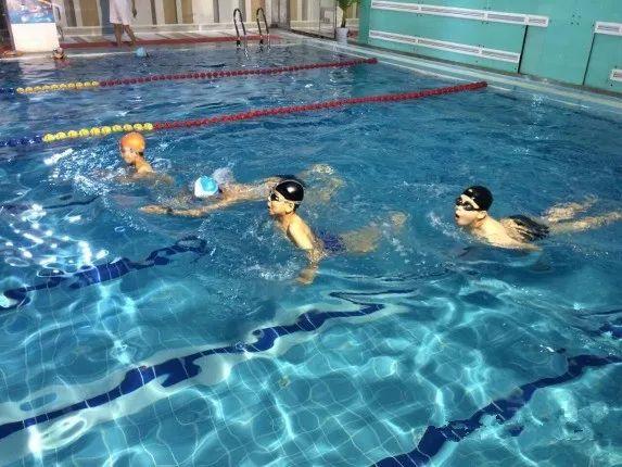 西安附近足浴按摩会所(盘点西安人气口碑双全游泳馆) 第19张