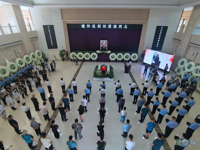 西安北郊色情足浴按摩(西安民警刘国强倒在工作岗位上) 第2张