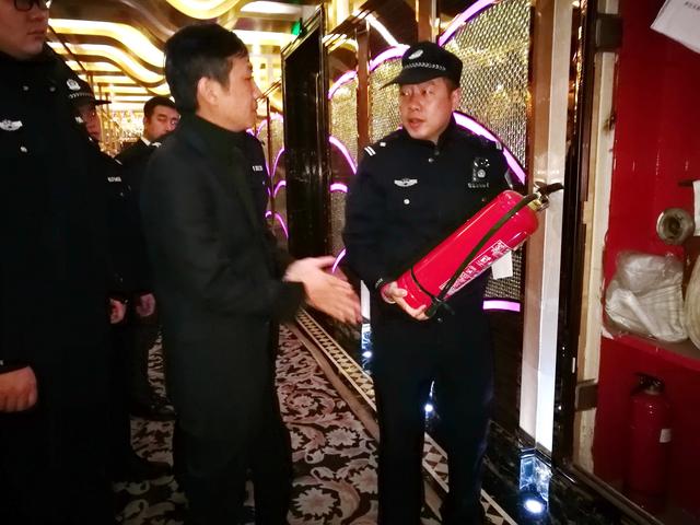 西安高新足浴按摩释放(西安高新警方采取异地用警交叉夜查黄赌) 第6张