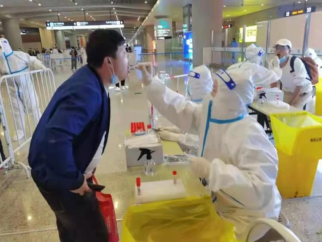 西安怡心足浴按摩(西安北客站广场办全力做好站区国庆假期服务保障工作) 第2张