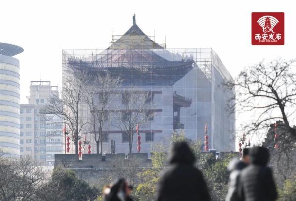 足浴按摩西安拍照(西安一景区在施工处贴原照片供游客拍照) 第8张