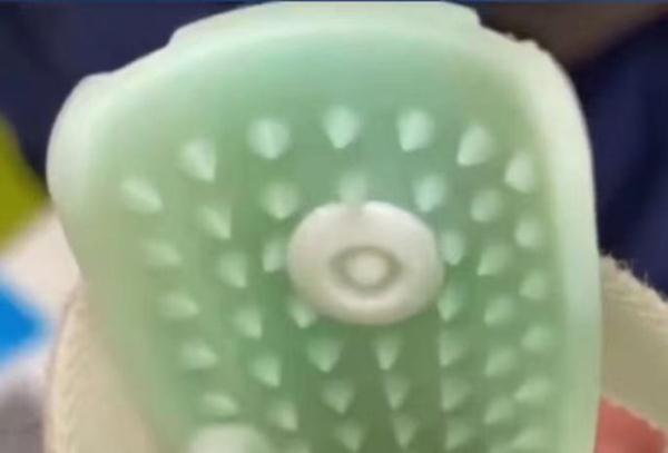西安猫足浴按摩技师(给猫穿鞋致其四肢腐烂) 第1张