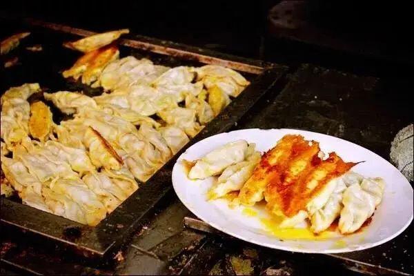 西安太原路足浴按摩(这些加起来超200岁的小店) 第6张