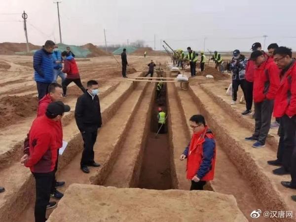 西安民航大厦足浴按摩(却发现3500多座古墓) 第2张