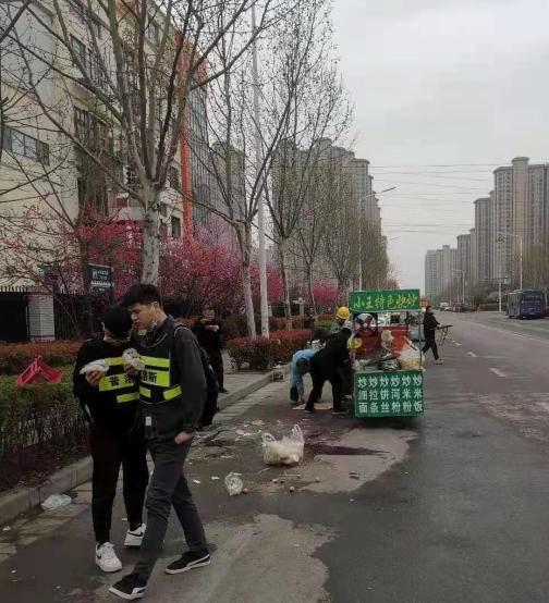 西安矿山路足浴子按摩(西安城管通报11起典型案例) 第5张
