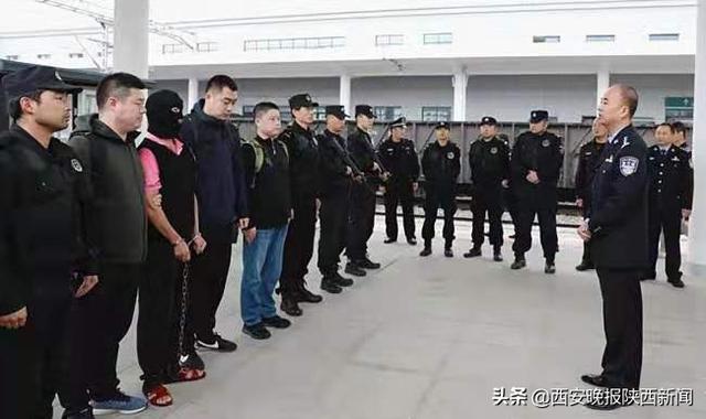 西安足浴按摩有棋牌吗(汉中警方集中打击整治“黄赌毒”) 第3张