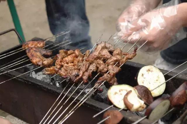 按摩足浴店西安自助烧烤(西安周边不可错过的十大自助烧烤胜地) 第7张
