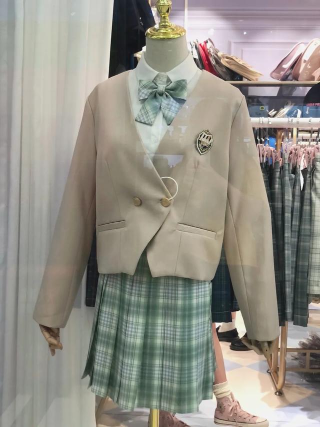 西安足浴保健按摩服装店(疯狂试穿2小时) 第5张