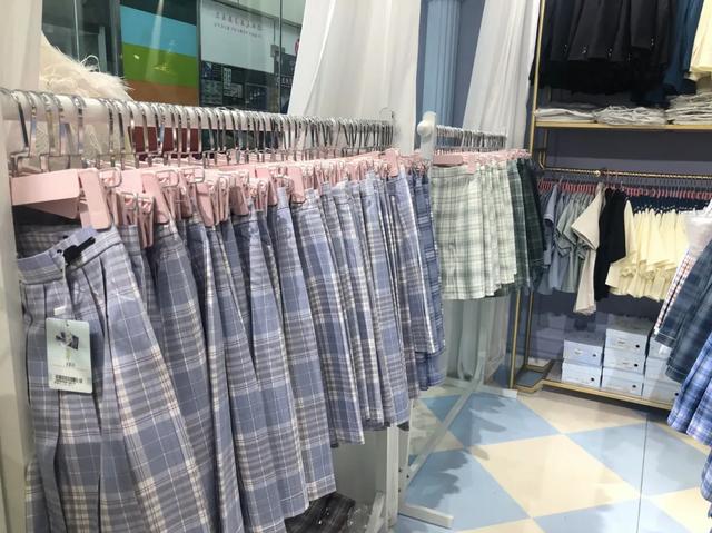 西安足浴保健按摩服装店(疯狂试穿2小时) 第10张