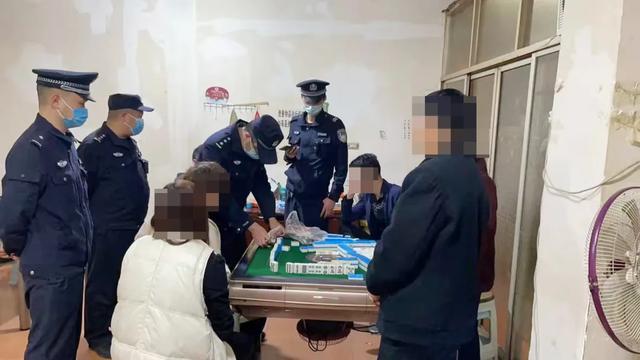 陕西安康白河足浴按摩群(安康查获赌博场所147处关停棋牌室96家治安处罚97人) 第3张