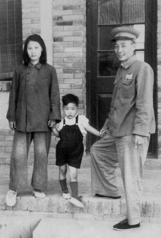 西安喜悦汇足浴按摩店价格(70年前父亲参加接收西安时的一段难忘经历) 第1张