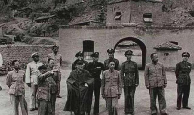 西安买二手足浴按摩床(“延安作风”为什么能最终打败“西安作风”) 第3张