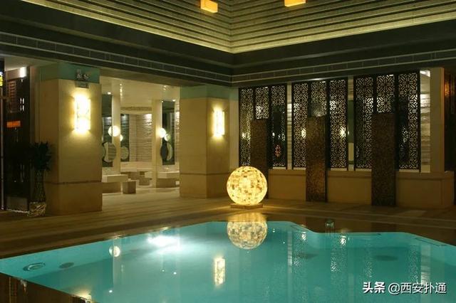 西安休闲娱乐会所「住在洗浴中心到底有多爽」 第6张