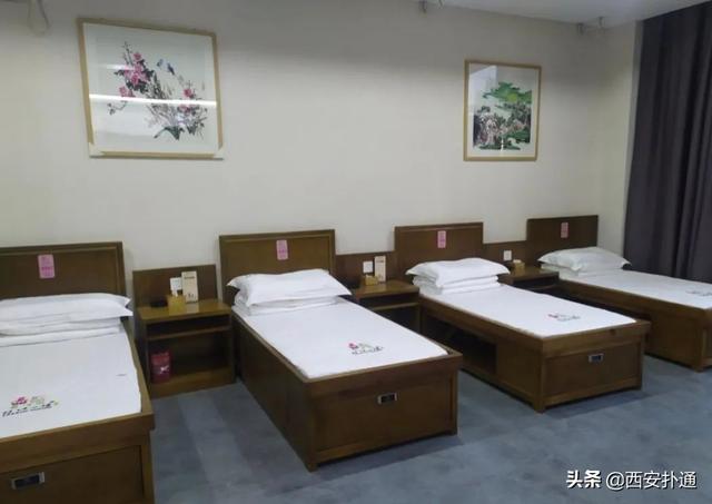 西安休闲娱乐会所「住在洗浴中心到底有多爽」 第12张
