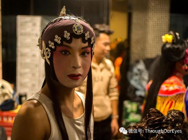 你见过哪些有趣的反串照片? 第1张