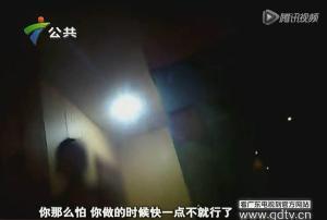 深圳卖淫场所藏身居民小区记者2小时走访7家警察称查不到扫黄 第7张