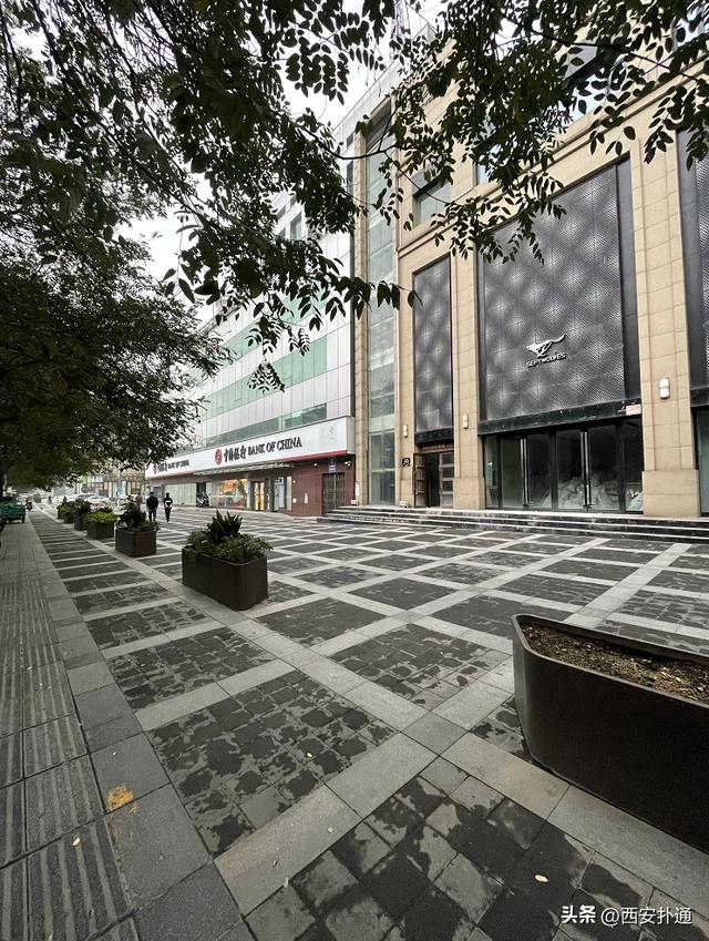 西安东大街的老照片,你还记得多少? 第2张