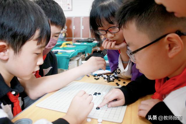 西安浐灞阳光海蓝小学:花式课间让学生乐享学习时光 第3张