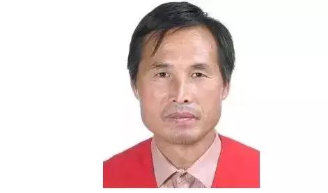 长安区水磨村村委会，父子俩共同涉黑  第2张