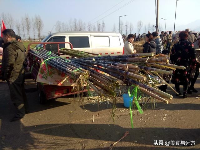自由市场环山路边的“网红”舞场,人多车多, 第12张