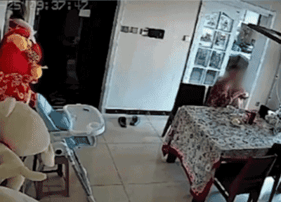 西安这对夫妻，真的该“火”了......殴打妇女、辱骂幼童！-第1张图片