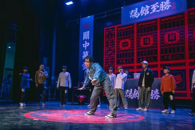 西安街舞的先行者,西安街舞教室,从不缺爱玩的年轻人 第9张