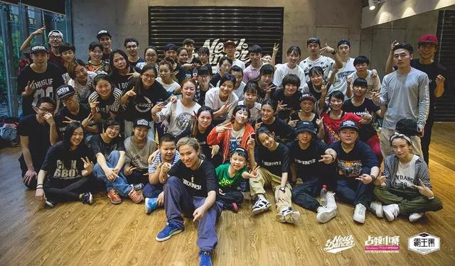 西安街舞的先行者,西安街舞教室,从不缺爱玩的年轻人 第8张