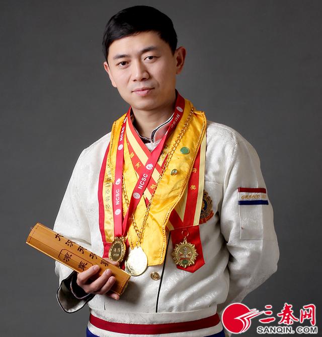 大汉天子宴的王碧波 第1张