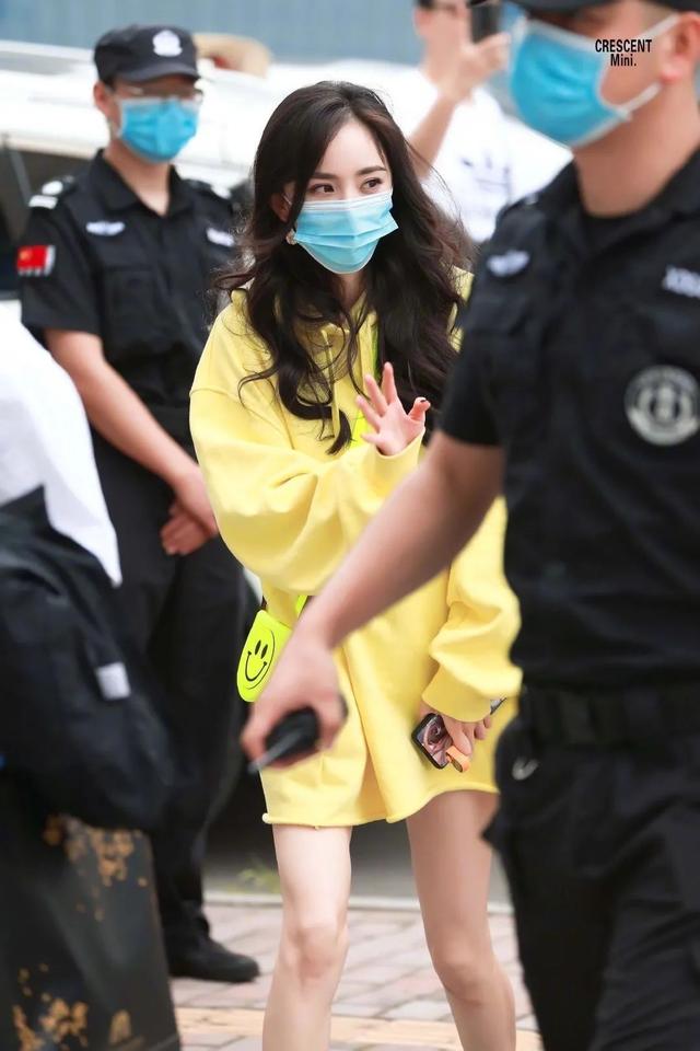 邓伦沈梦辰沈梦辰沈梦辰现身湖南卫视节目,综艺真是个照妖镜 第15张