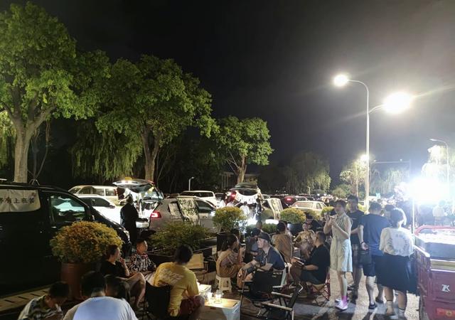 西安人的网红打卡地,美出新高度的“西安后海”今夏爆火! 第9张