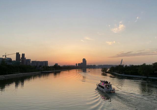 西安人的网红打卡地,美出新高度的“西安后海”今夏爆火! 第10张