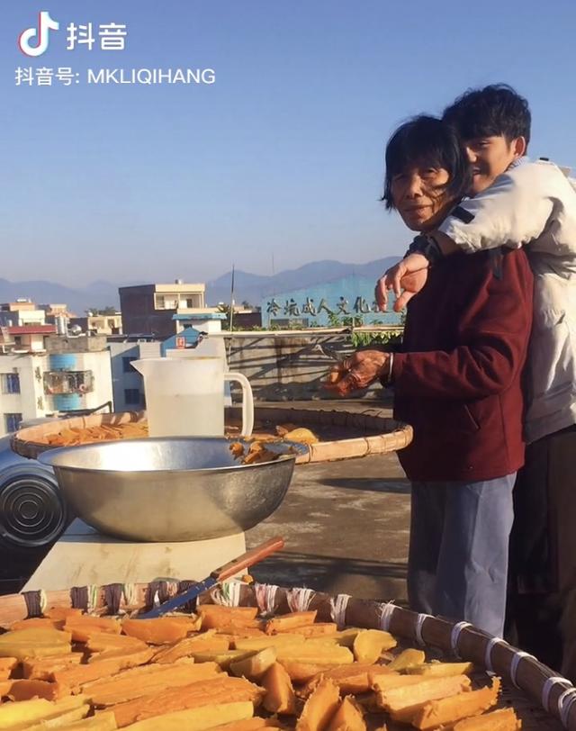盘点那些农村时尚达人刘倩雯不输时尚杂志的时尚杂志 第83张