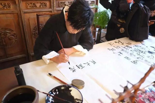 董洁、王大治、潘粤明,各自境遇,属她最惨 第15张