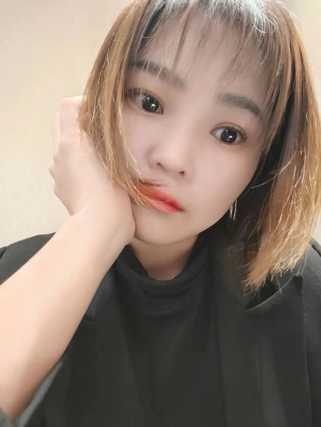 西安洗浴是江南的秋的最主要特点,如轻纱,似薄雾,朦胧着,迷离着。
